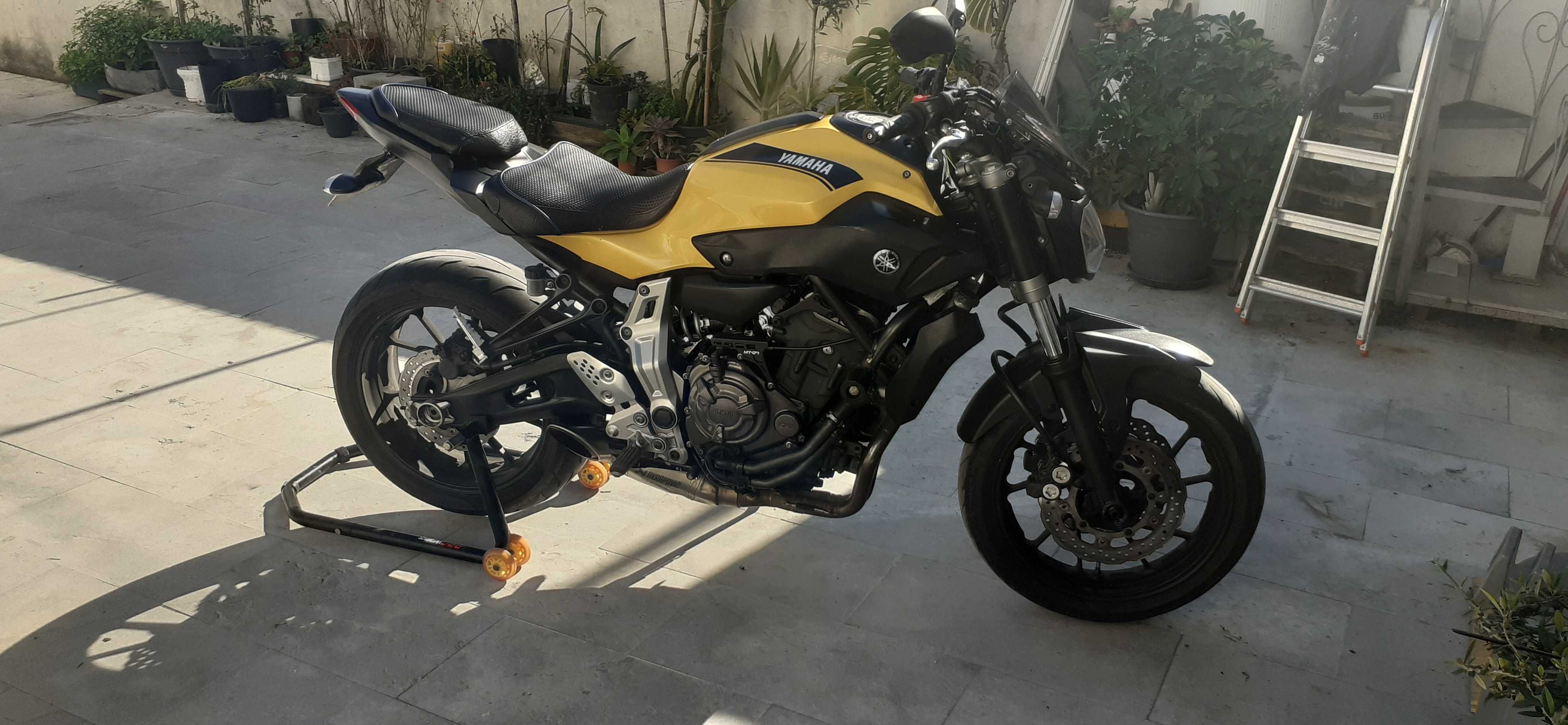 yamaha mt 07 2015