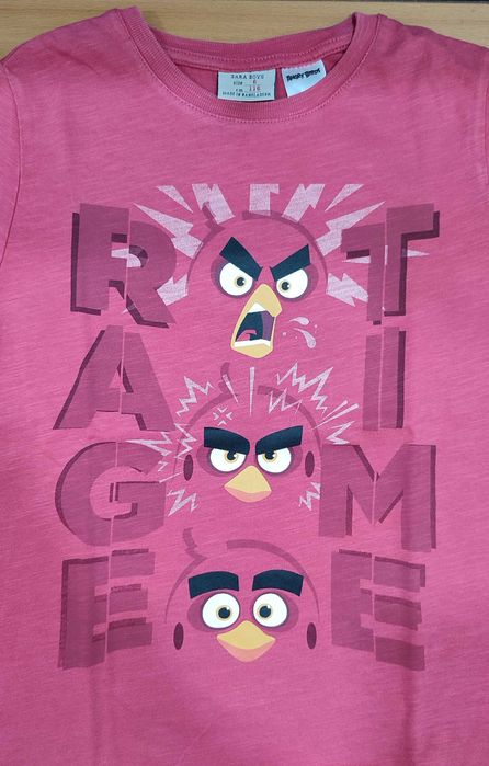 T-shirts - Tamanhos 6 a 7 anos - Marca Zara e outras  - 2 € cada