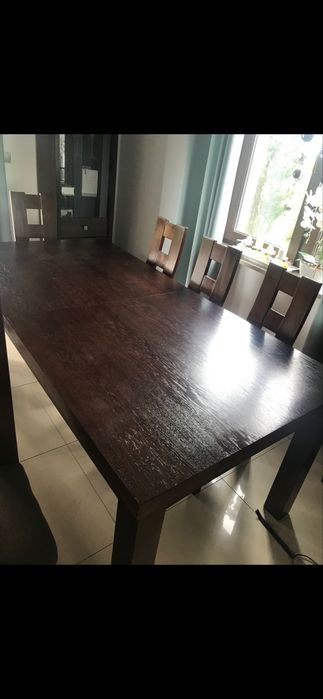 Stół plus 8 krzeseł