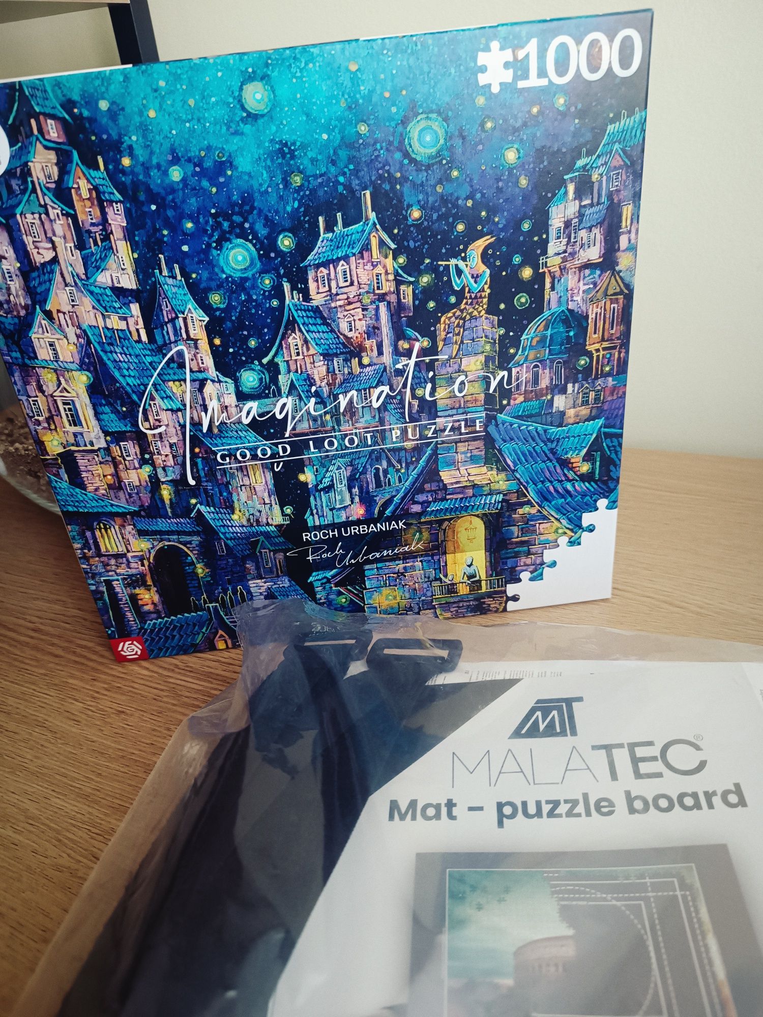 Nowe Puzzle 1000 elementów trudne Roch Urbaniak + podkładka do puzzli