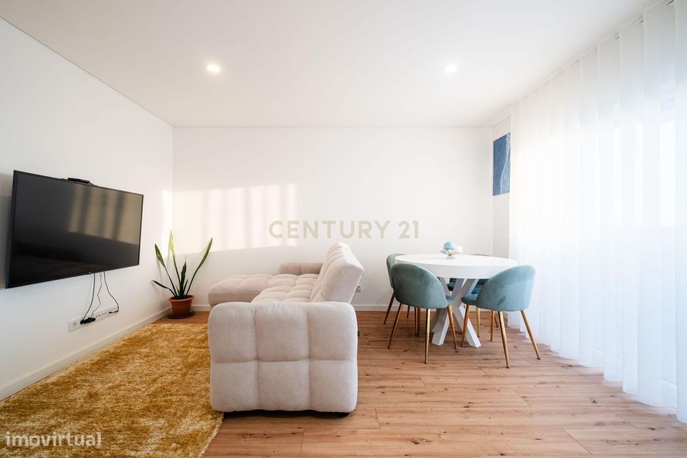 Apartamento T1+1 com Vista Mar | Madalena – Vila Nova de Gaia