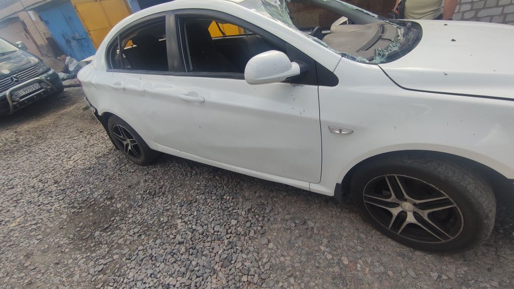 Автомобіль MG 350