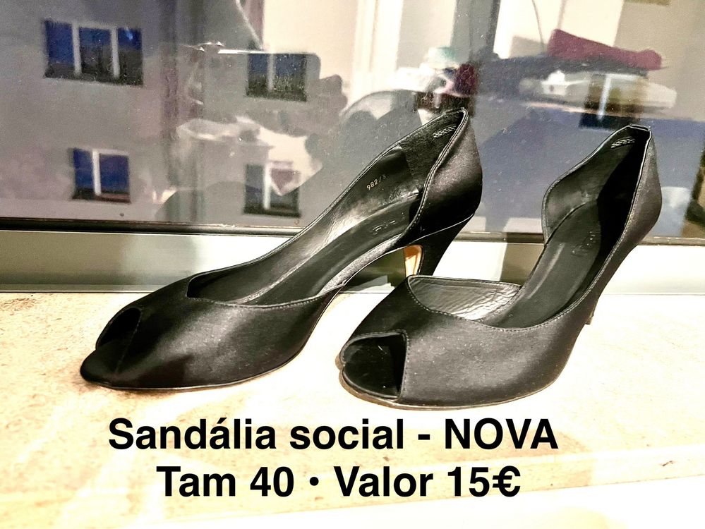 Desapego - Sansálias e sapatos Novos!  TAM 38 1/2, 39, 40 e 41