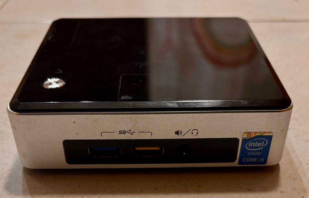 Mini Computador - Intel Nuc i5-5250U