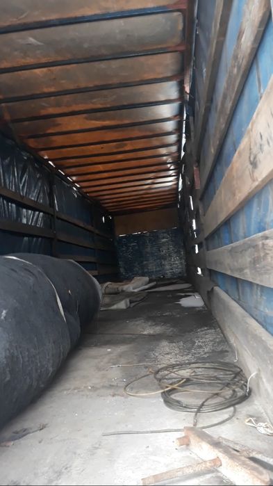 Продам полуприцеп тентованый  марки Format!.