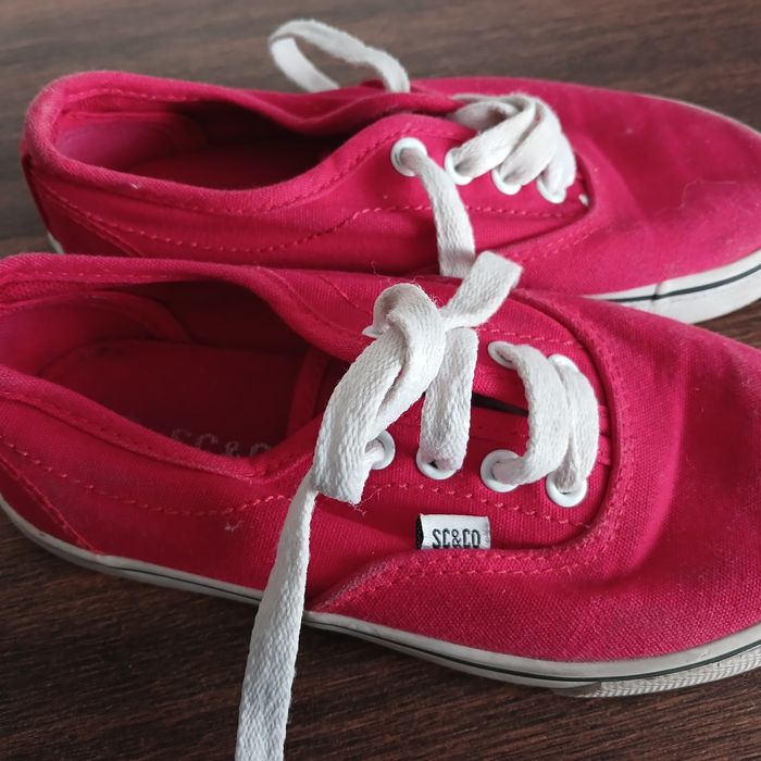 Дитяче    взуття