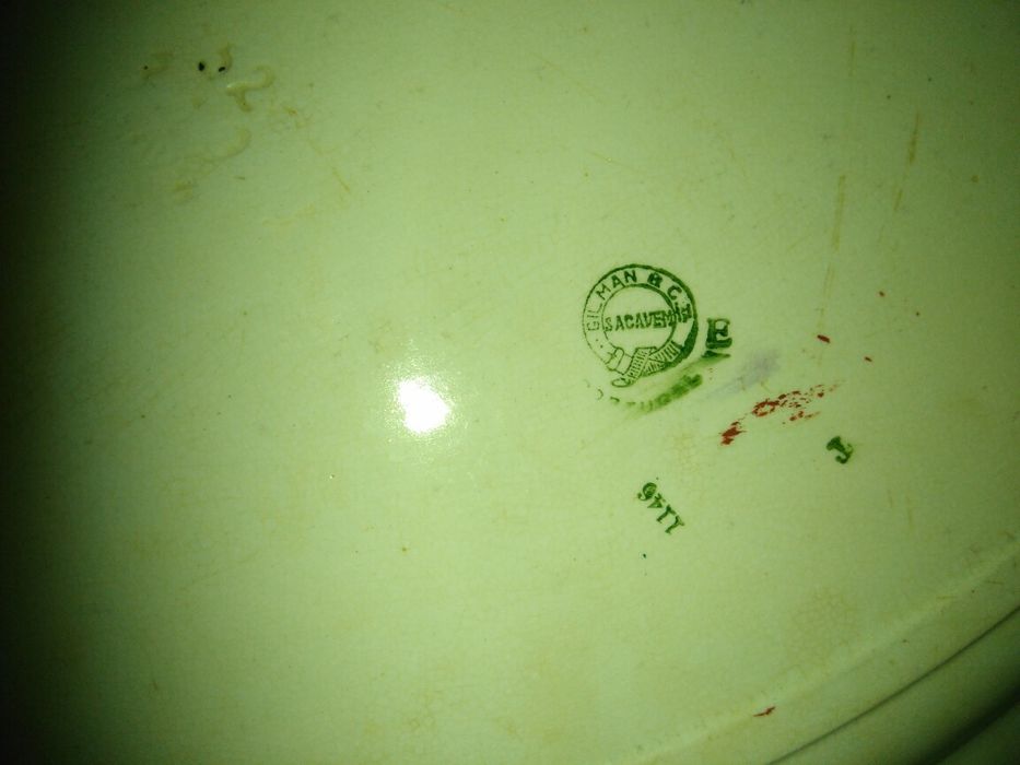 Travessa de loiça de Sacavém.