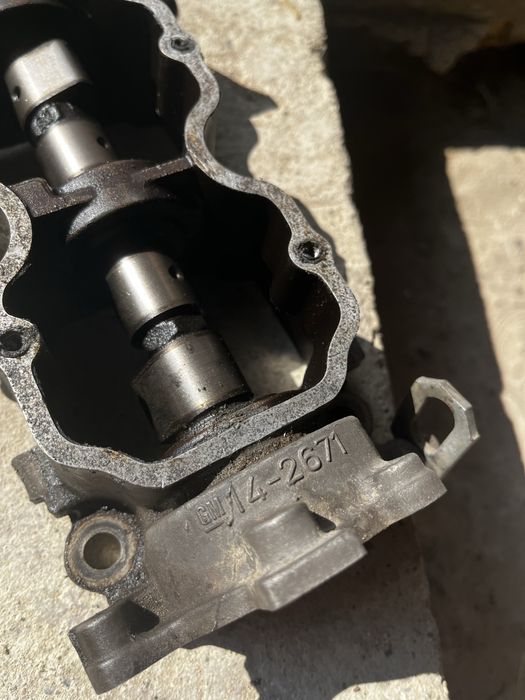 Розподільчий вал c20ne з пеналом