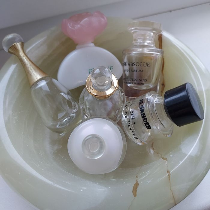 Puste mini flakoniki po oryginalnych perfumach w tym Diora