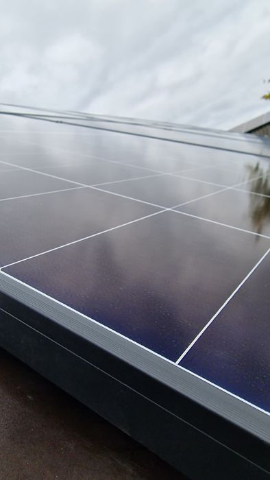 Установка, монтаж сонячних (солнечных) панелей, інверторів, аккумулято