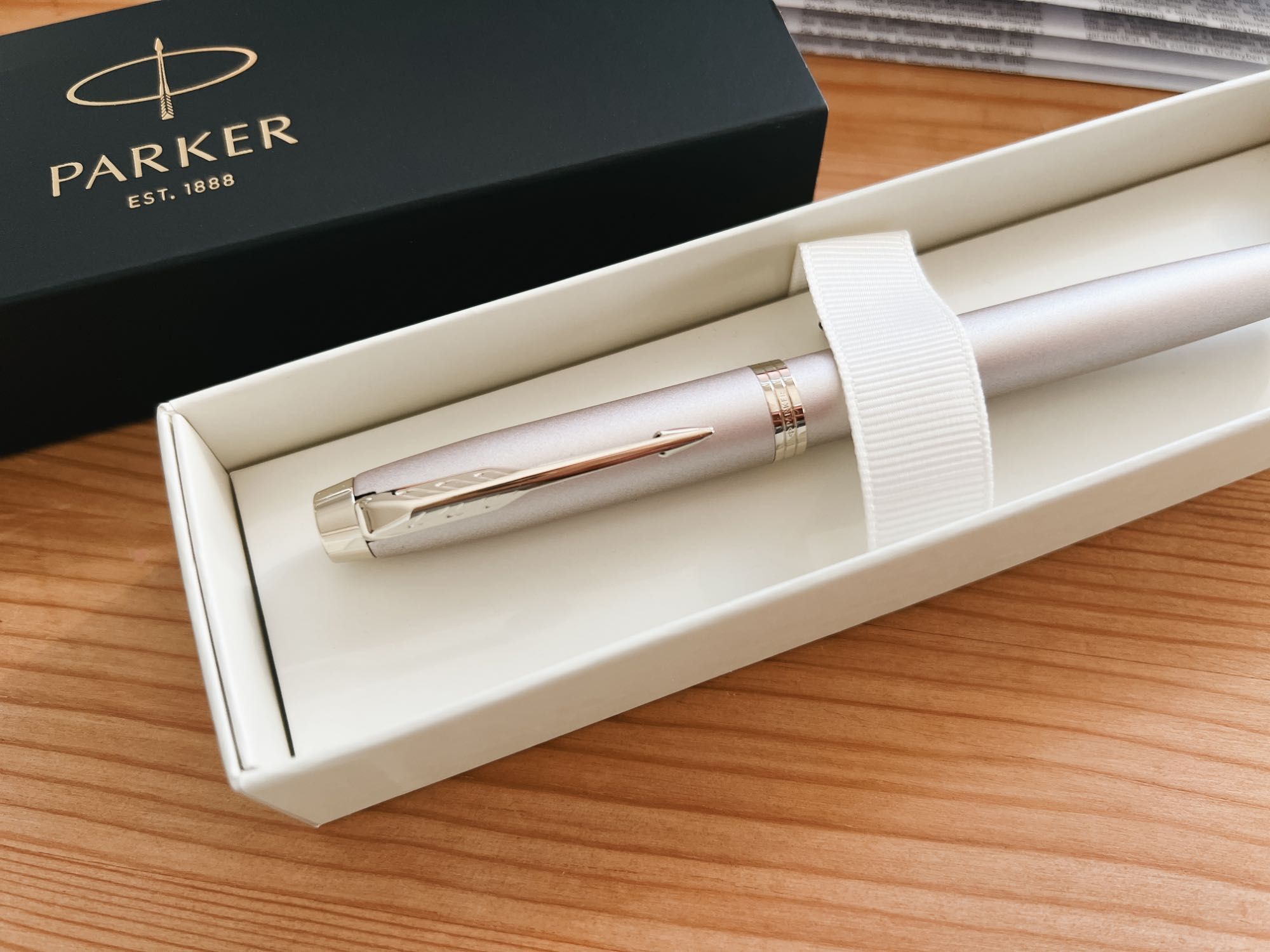 Caneta Parker IM Monochrome Champanhe