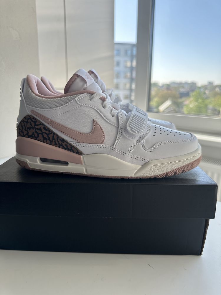 Nike Jordan legacy 312 low кросівки 6юс 23см