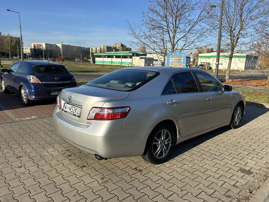Toyota Camry Hybryda + LPG