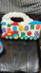10€ comboio musical marca chicco  a funcionar  perfeitamente