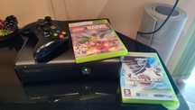 Xbox 360 S + Дві ліцензійні гри