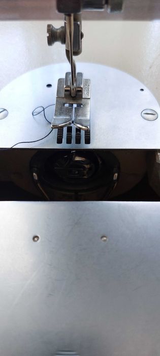 Maszyna do szycia Łucznik 451