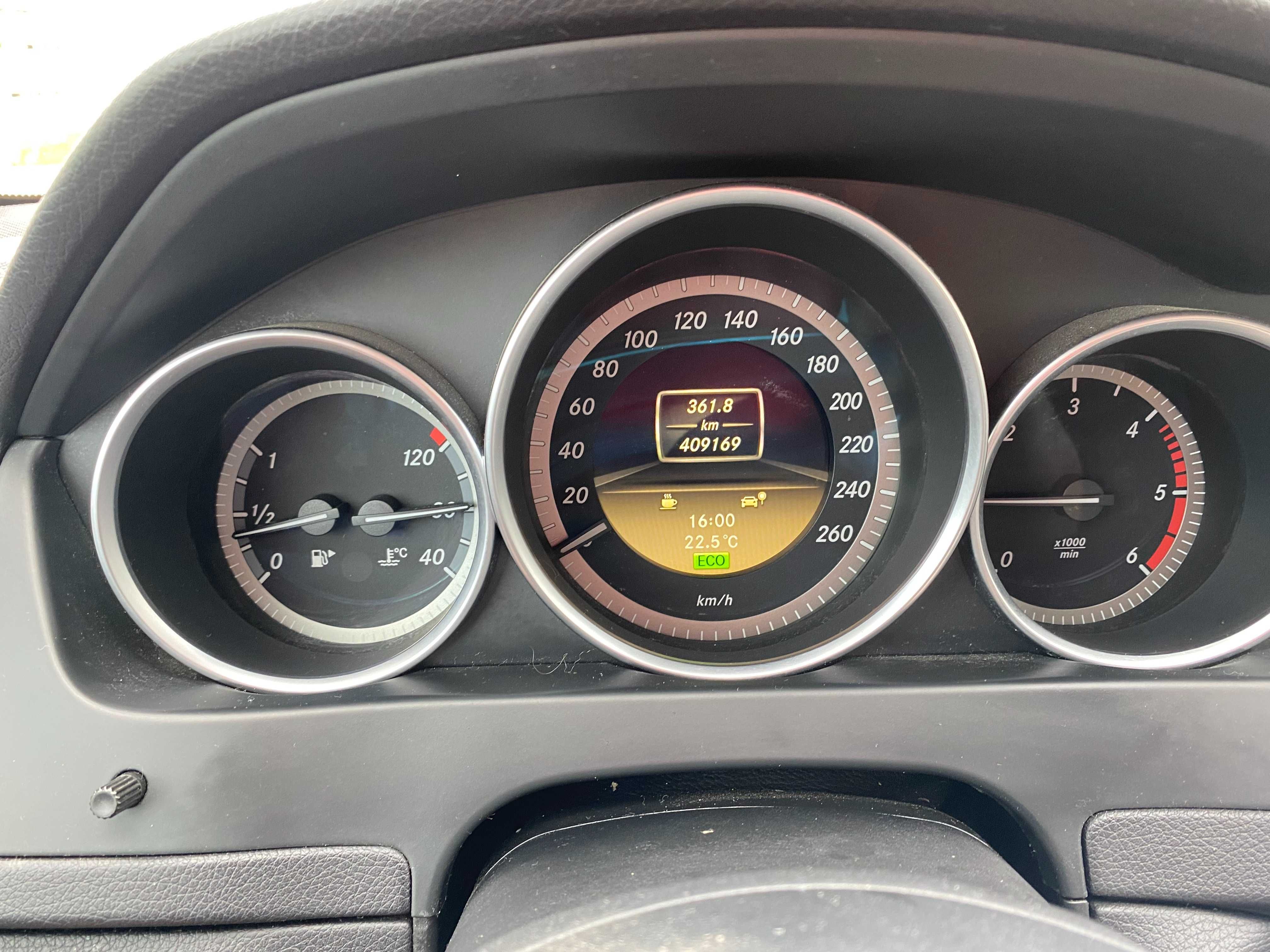 Mercedes-Benz Klasa C 220 CDI BlueEff Avantgarde LIFT