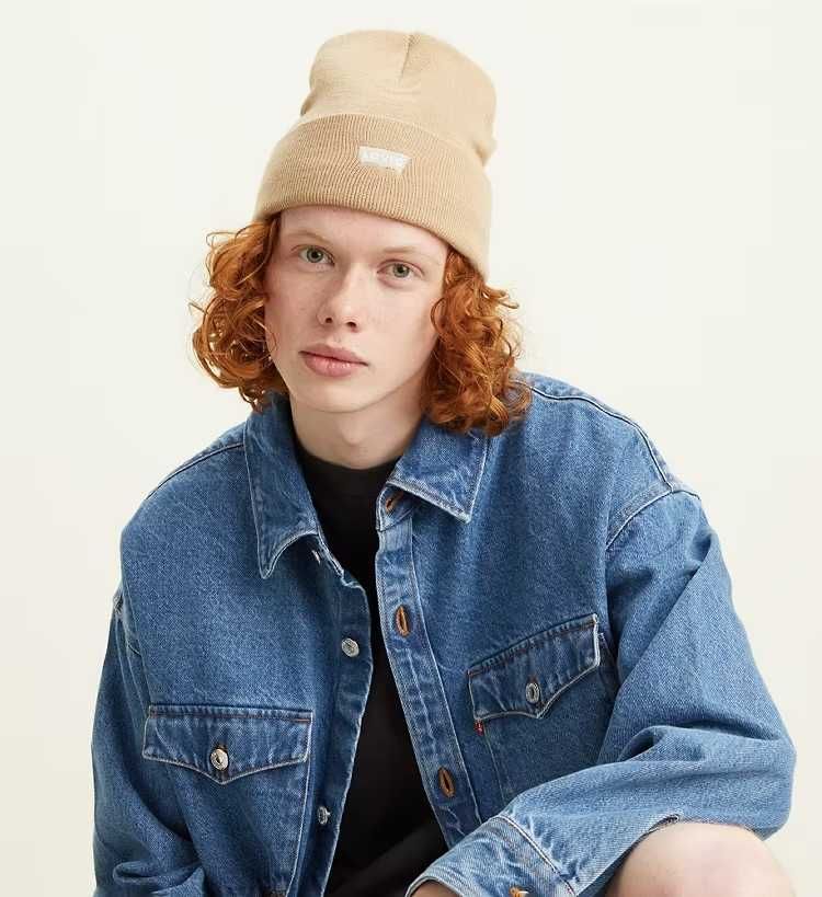 Шапка бини LEVI'S с вышитым логотипом!