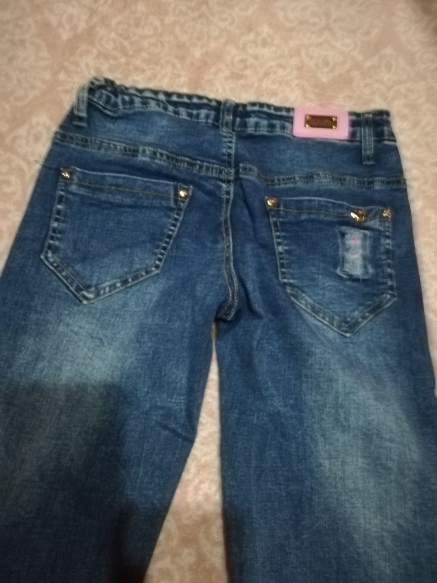 Spodnie jeans 158-164cm