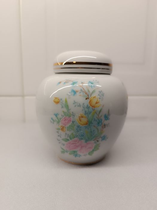 Pote Antigo. Porcelanas Encarnação. 13 cm