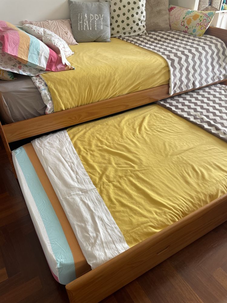 Quarto de crianca da marca Harpa- cama + comoda