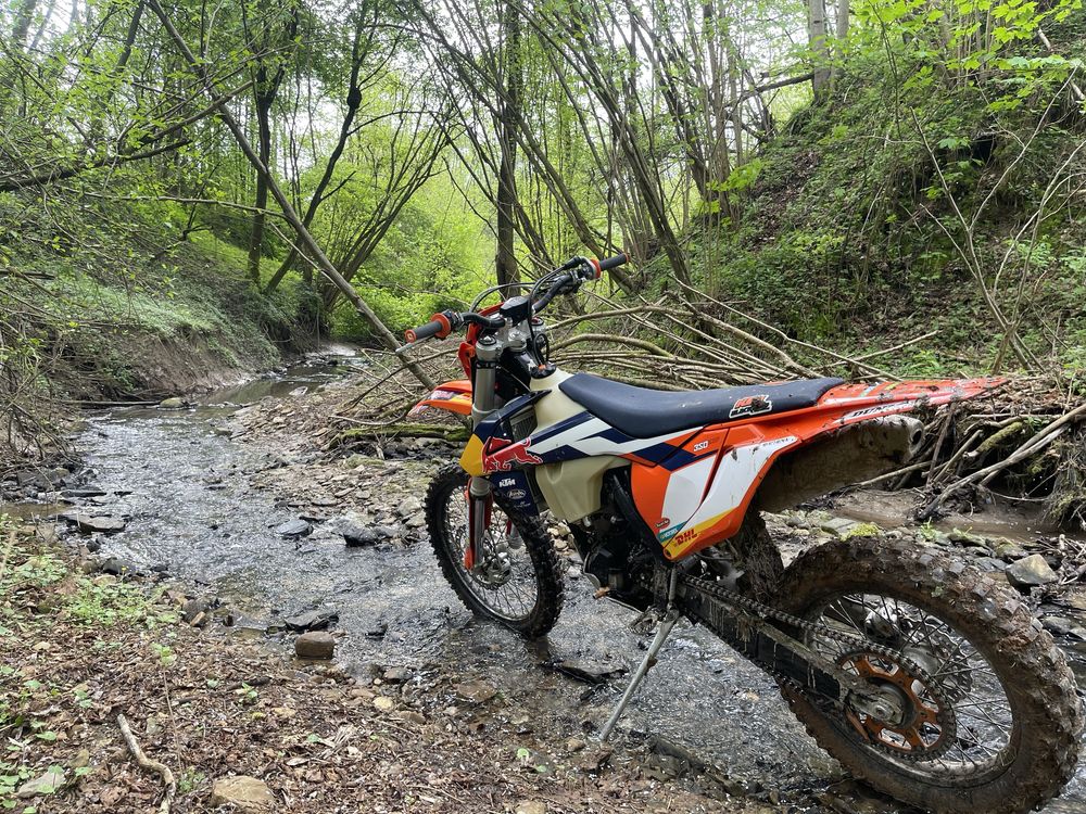 KTM exc-f 350.