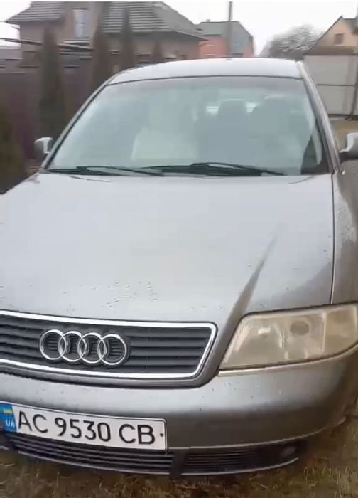 Автомобіль Audi A6
