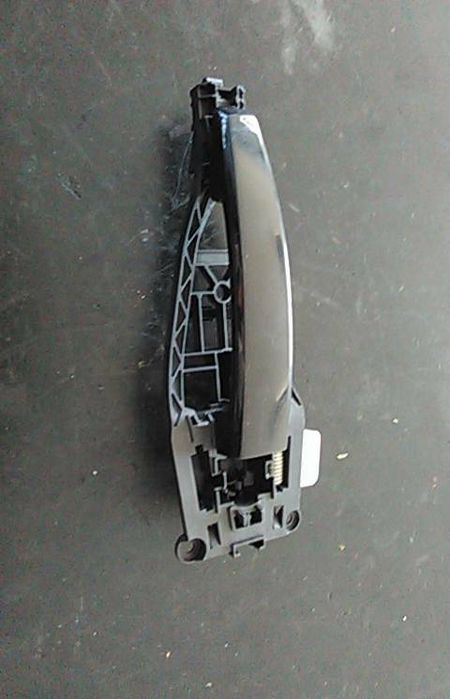 Puxador porta frente esquerda OPEL Corsa D