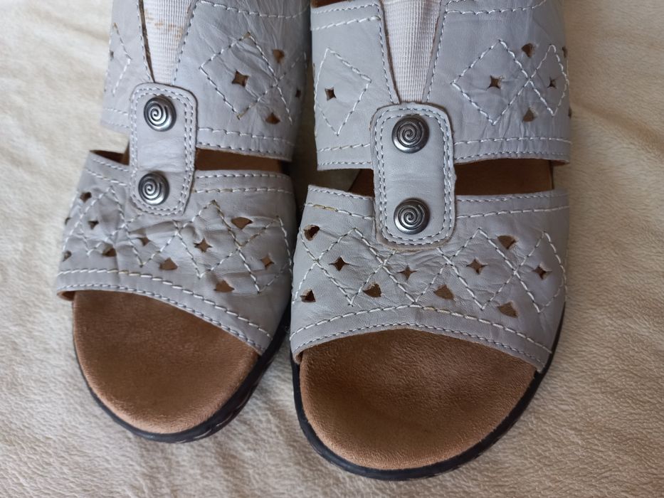 Босоніжки Reflexan, розмір 39