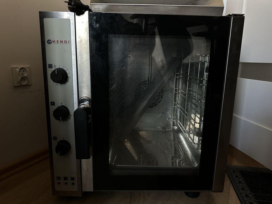 Piec konwekcyjno-parowy 5x GN2/3 - sterowanie manualne HENDI 225530