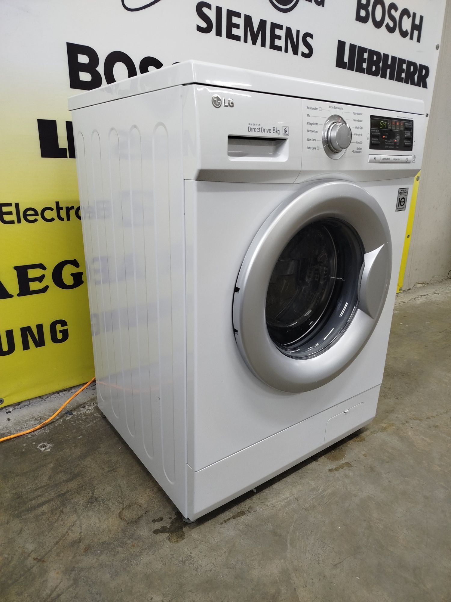Пральна машина фірми LG, модель F1488TDA7H