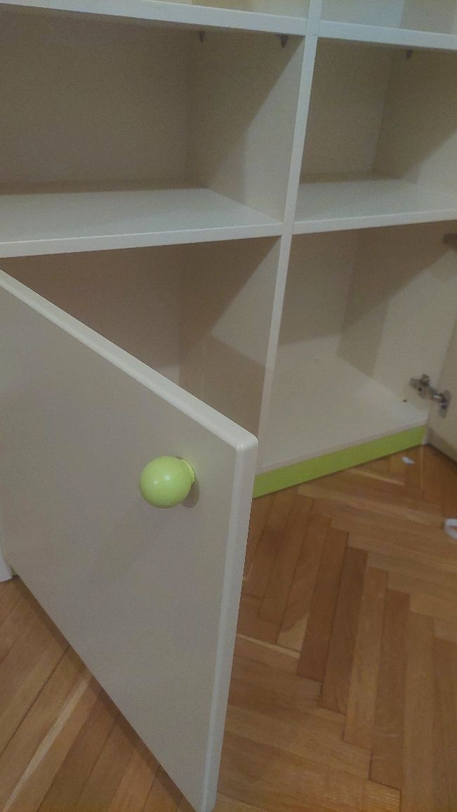 Szafka na książki / komoda marki Meblik