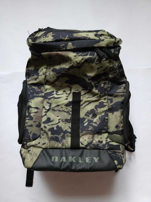 Рюкзак oakley road trip rc backpack tiger camo green оригінал 26літрів