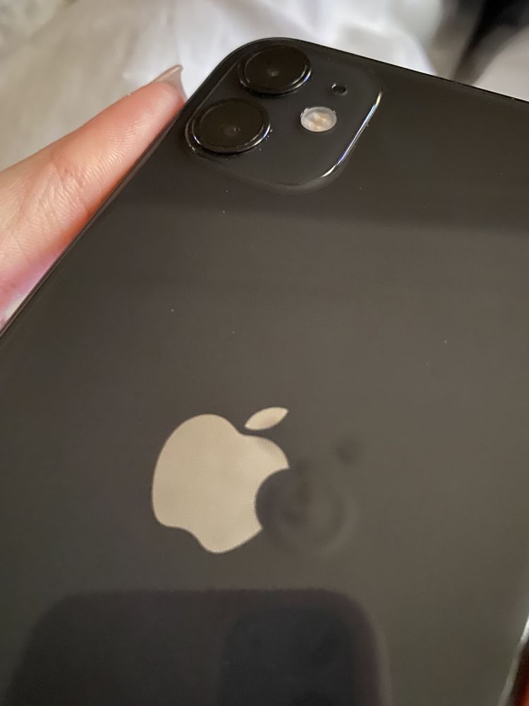 Iphone 11 з коробкою