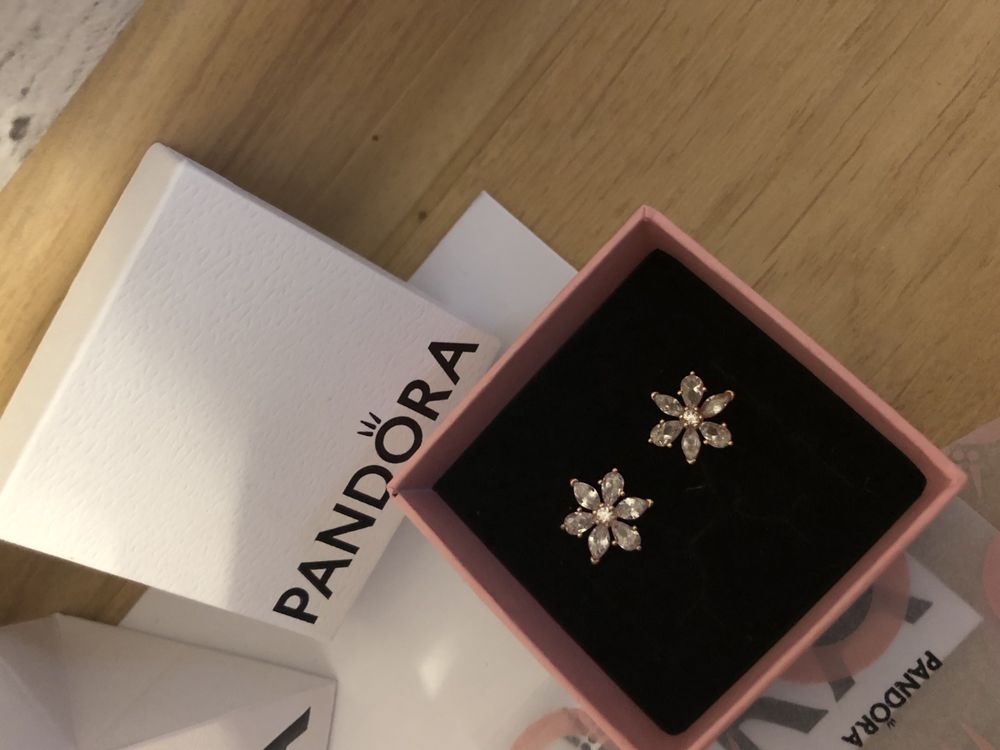 Kolczyki rose gold pandora