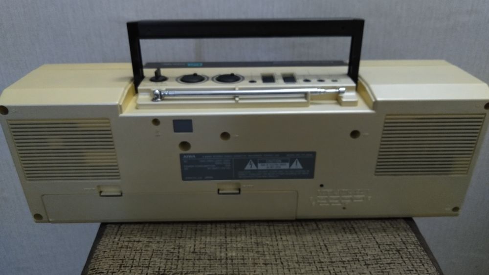 Стерео магнитола Aiwa CS-250H