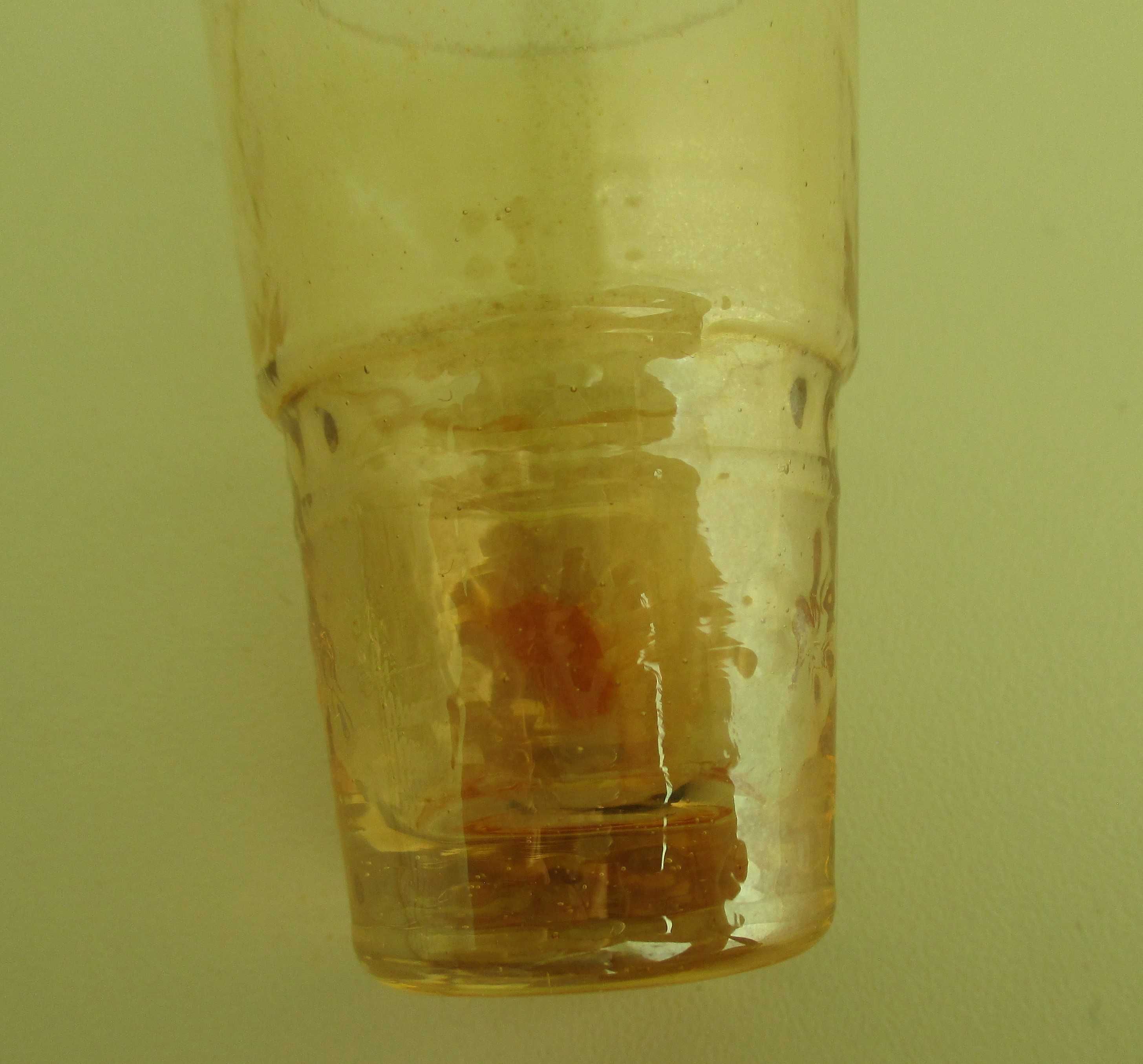 Caneca e Cálice Antigos em Vidro Casca de Cebola