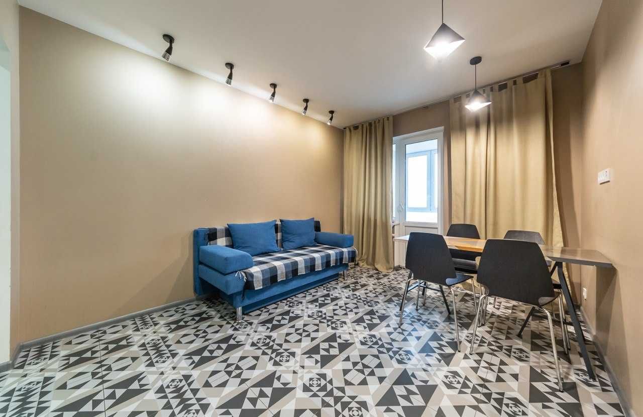 Без% Продаж 4-кімнат. квартири 81 м² на Троєщині, вул. Милославська, 2