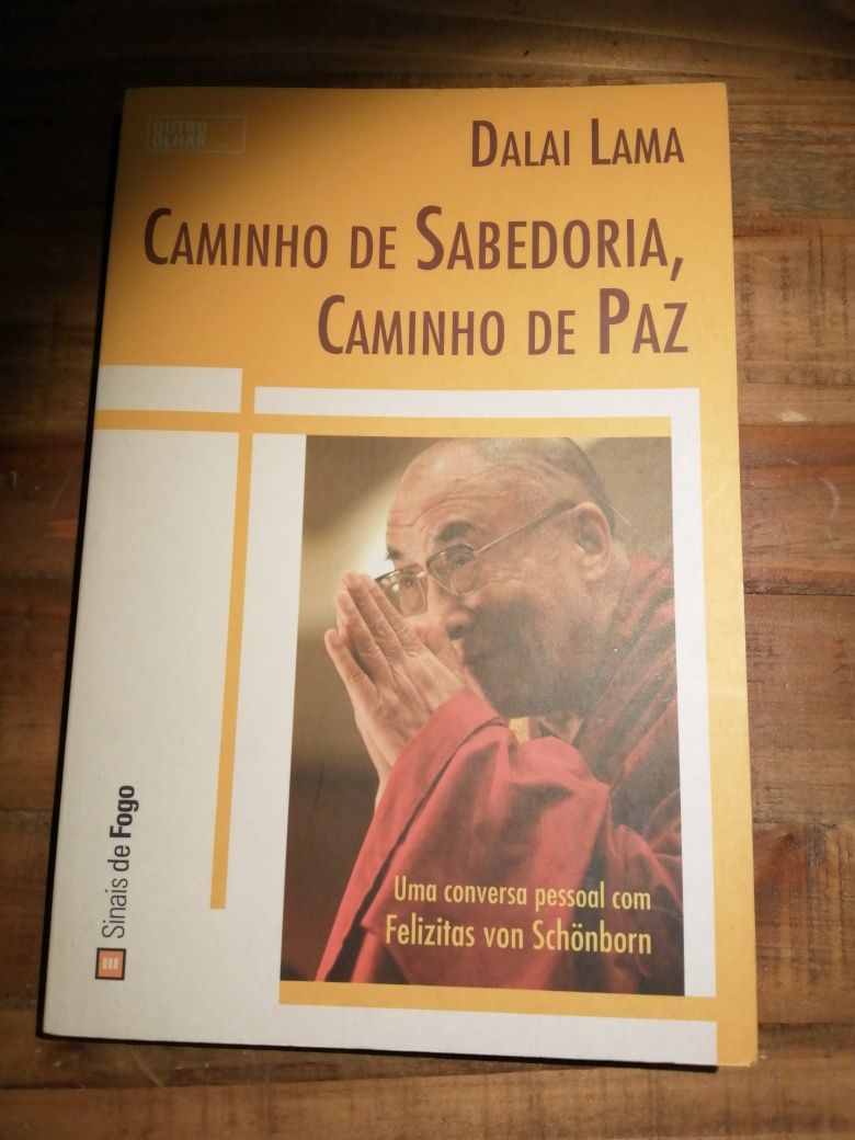 Livros (Dalai Lama, Osho, João Garcia..)