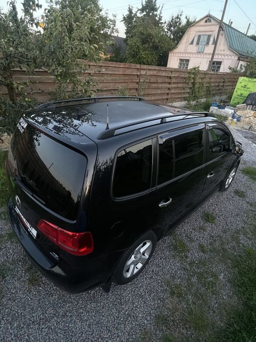 Продам тауран 1.6 ТДІ 12рік АКПП