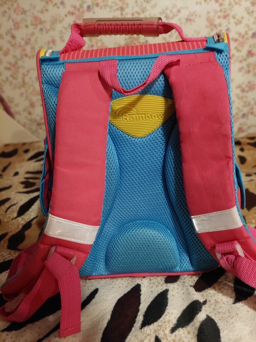 Шкільний рюкзак портфель ранець