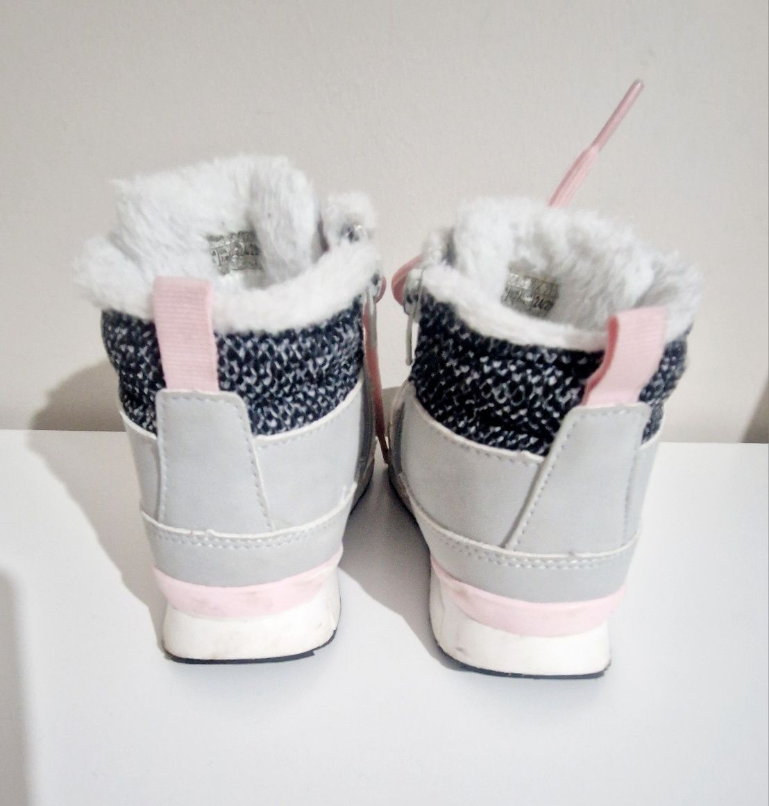 Buty jesienne zimowe ocieplane 24 25 Reserved
