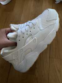 Białe buty nowe 37 unisex
