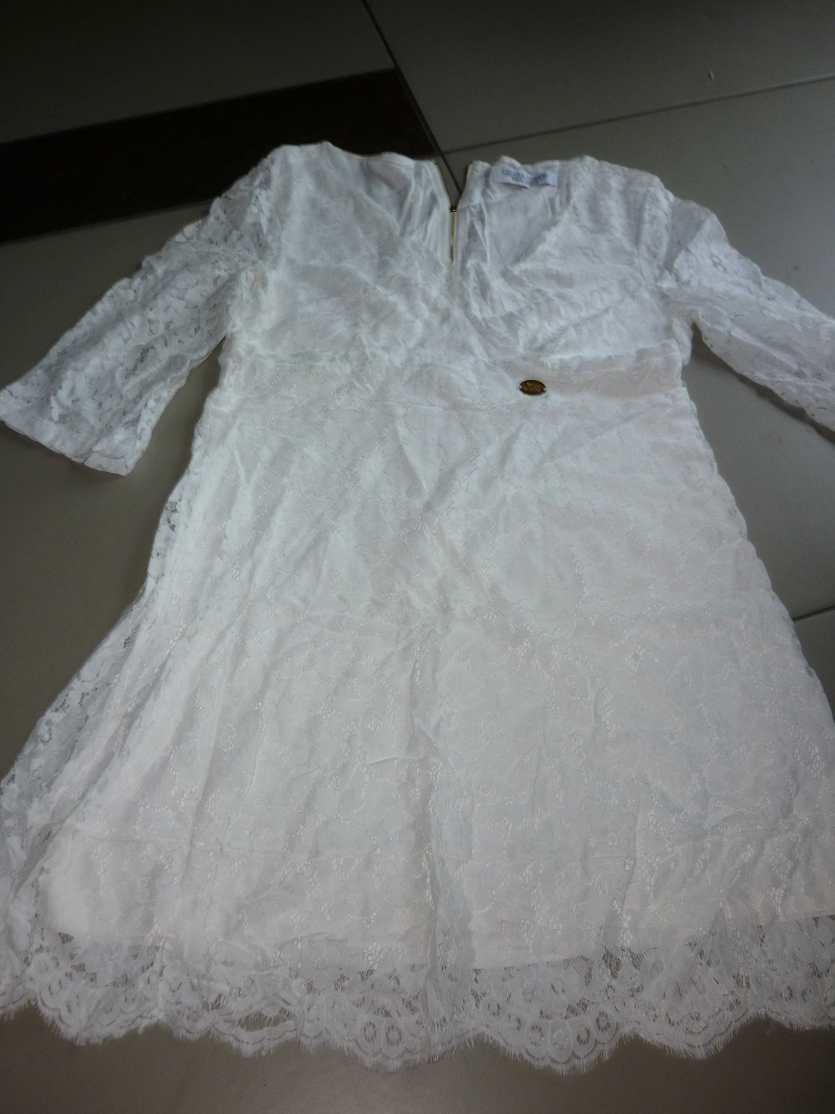 Chiara Forthi koronkowa biała sukienka