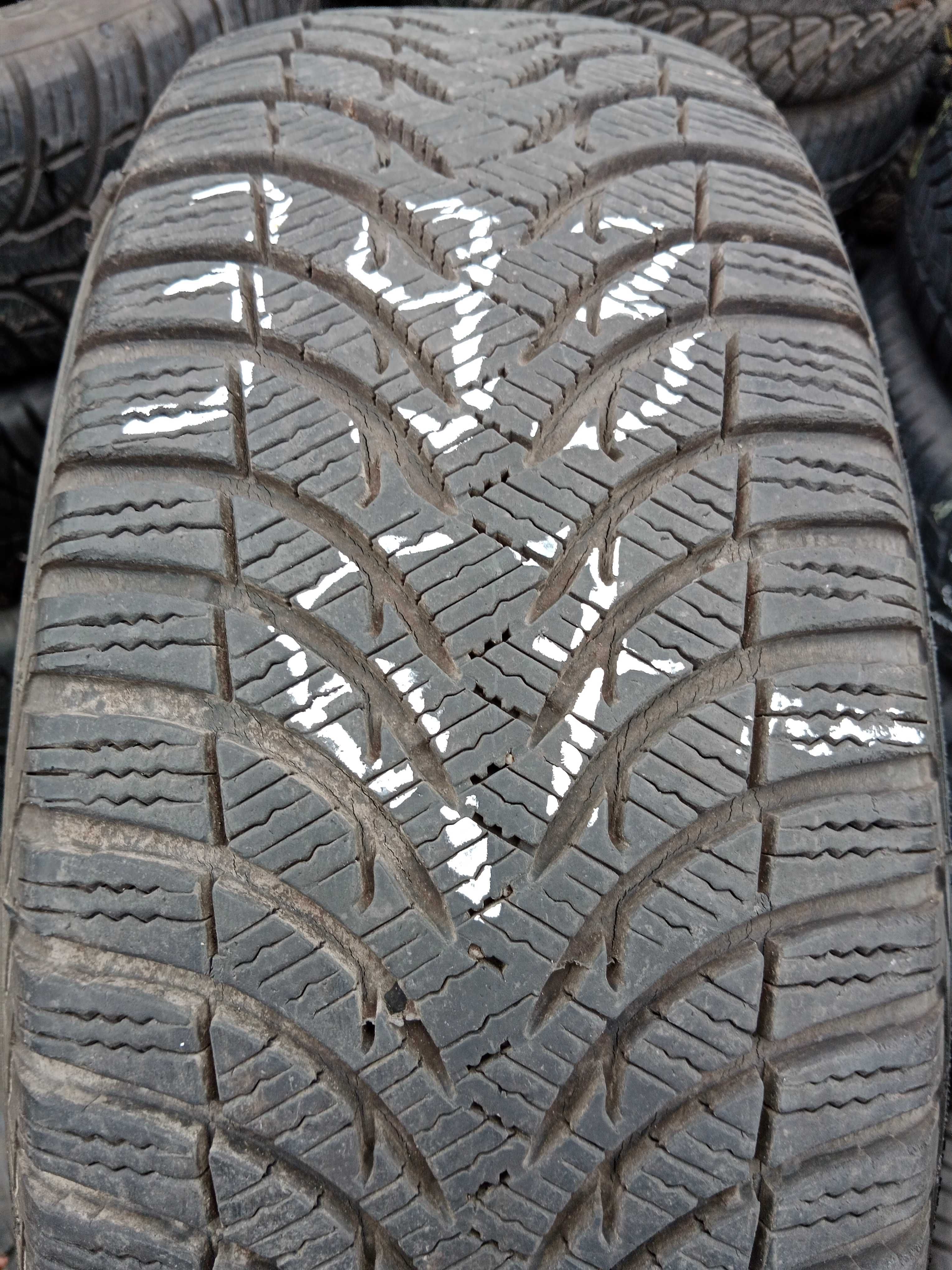 Opona używana zimowa 205/55R16 Michelin Alpin A4 1szt.