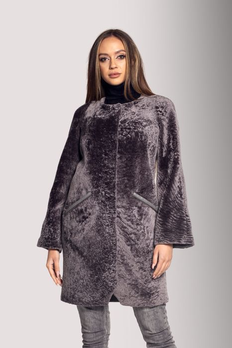 Gian luca kozuch z futrem z lisa