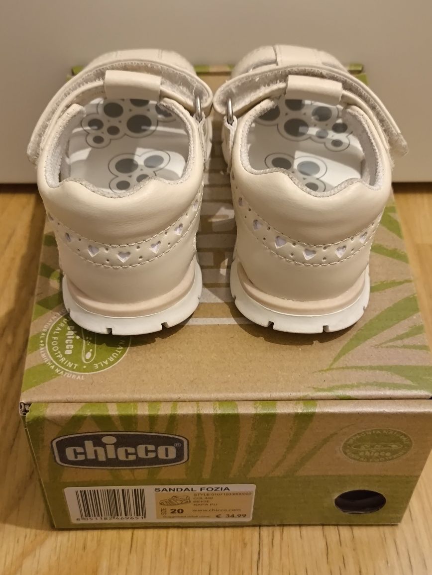 Sandálias Chicco (Tamanho 20)