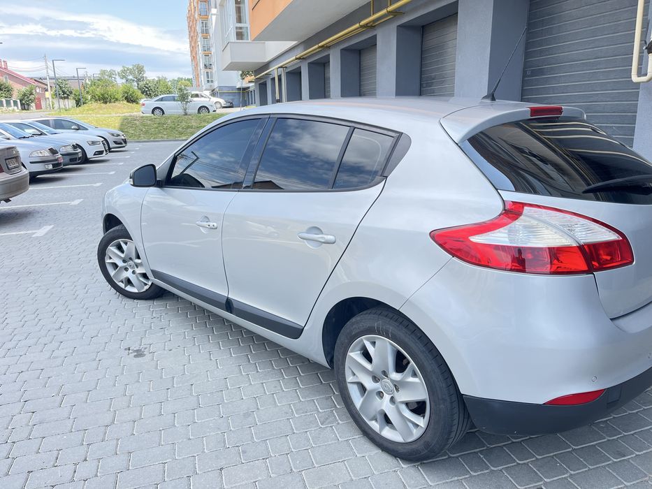 Рено меган 3, 1,6 бензин