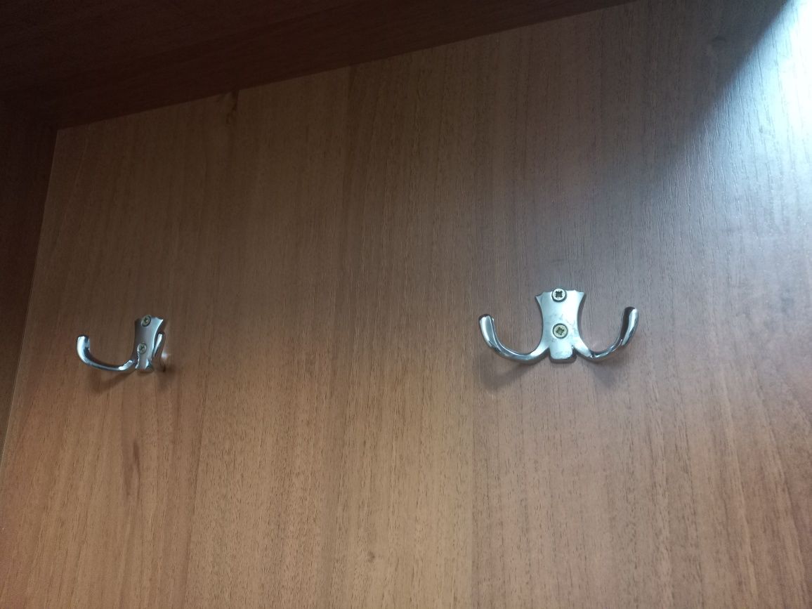 Продам прихожую,Даманский
