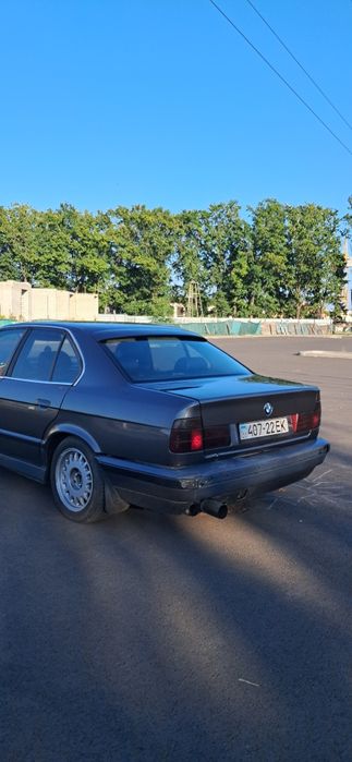 Продам BMW E34 1988 года